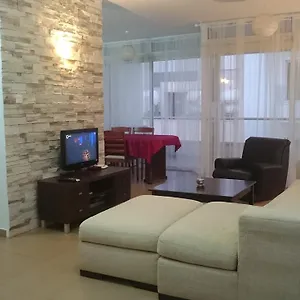  Apartament Aetius