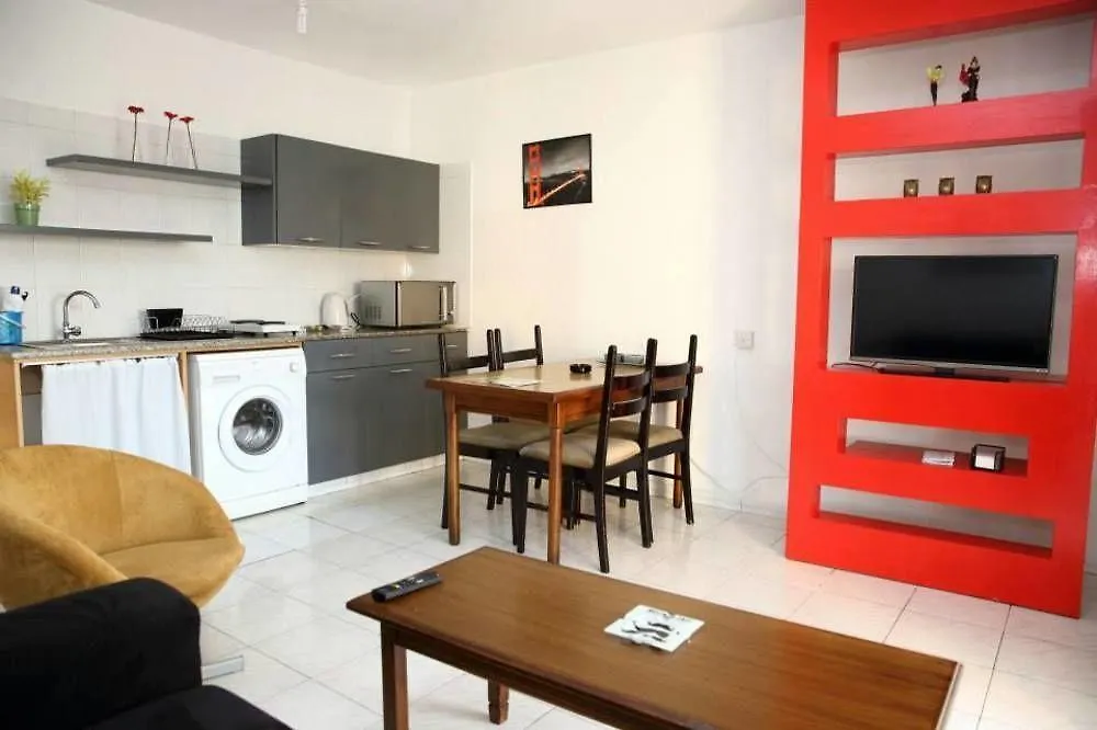 Alora Apartments Larnaca