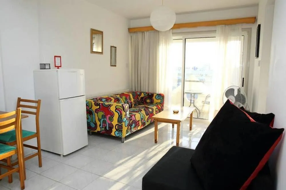 Alora Apartments Larnaca