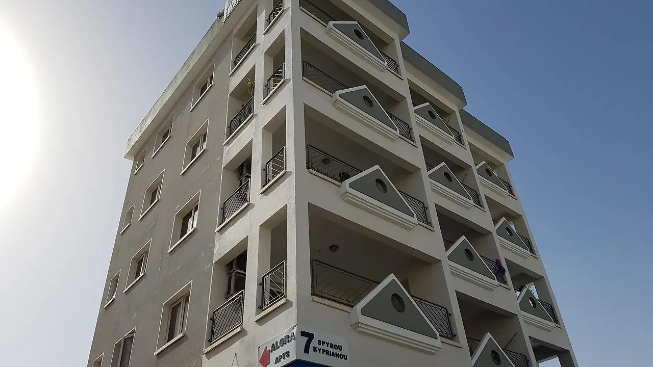 לרנקה Alora Apartments