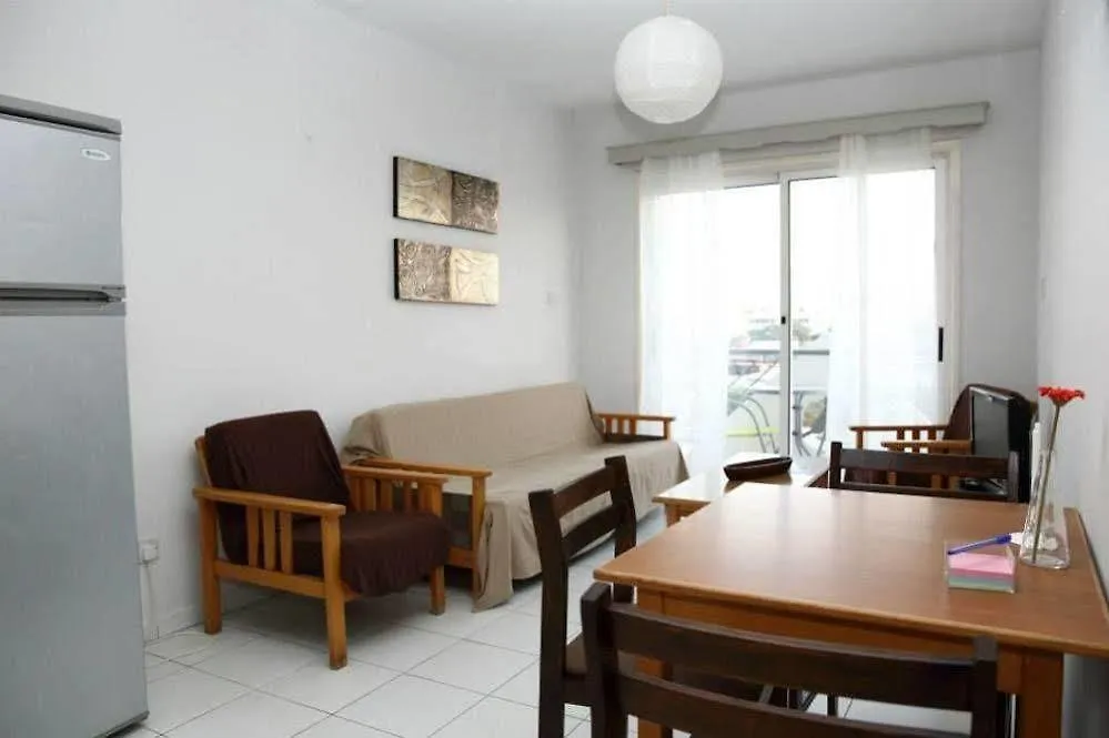 Alora Apartments Larnaca