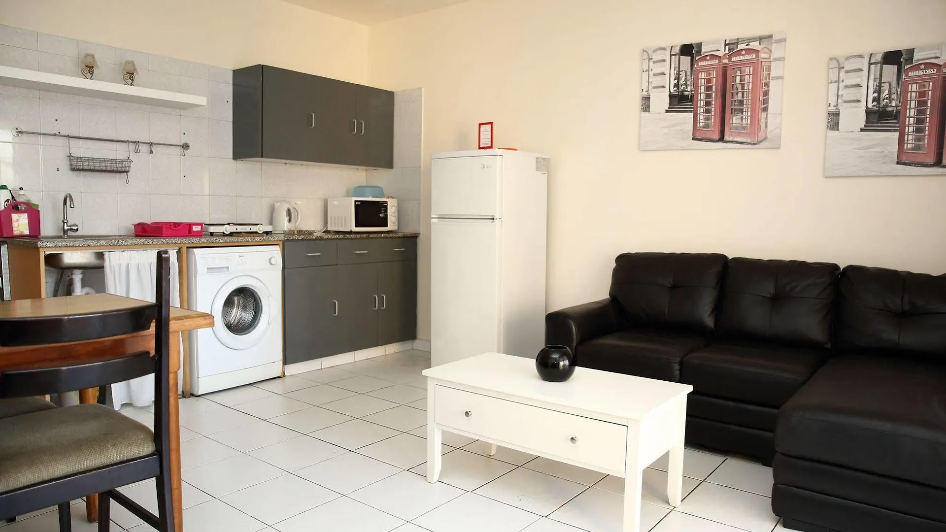 Alora Apartments Larnaca 0*,